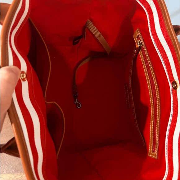 Dooney & Bourke Tote Bag - Picture 4 of 4